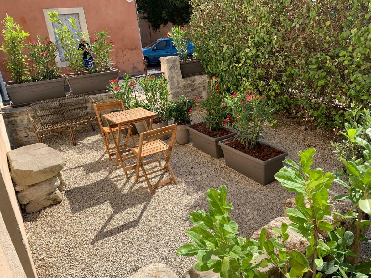 Les Lauriers Apartment LʼIsle-sur-la-Sorgue Екстериор снимка